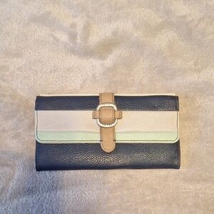 Relic Tricolor Wallet in Navy, Cream & Mint with Buckle Accent